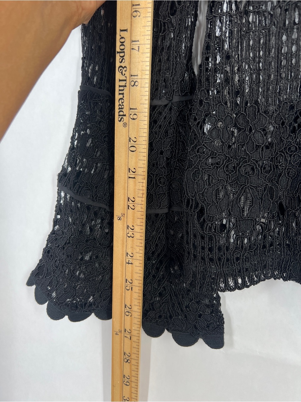 N/Nicholas Black Sheer Lace Long Bell Sleeve Blouse Top Size 4 - Picture 14 of 16